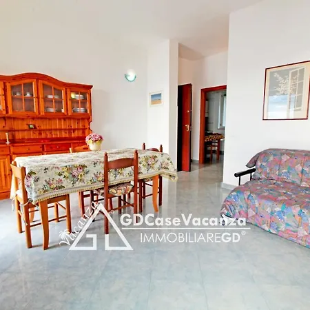 Apartamento Gd Case Vacanza -panoramico Fronte Mare- *