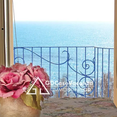 Gd Case Vacanza -panoramico Fronte Mare- * Santa Cesarea Terme